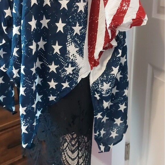 Accessory St Patriotic American Flag Shawl Shrug Wrap Swim Cover One Size NWT - Picture 3 of 8